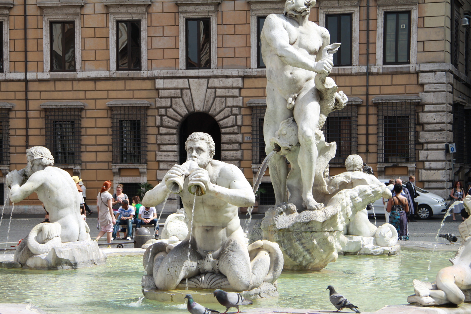 South African In: Assisi