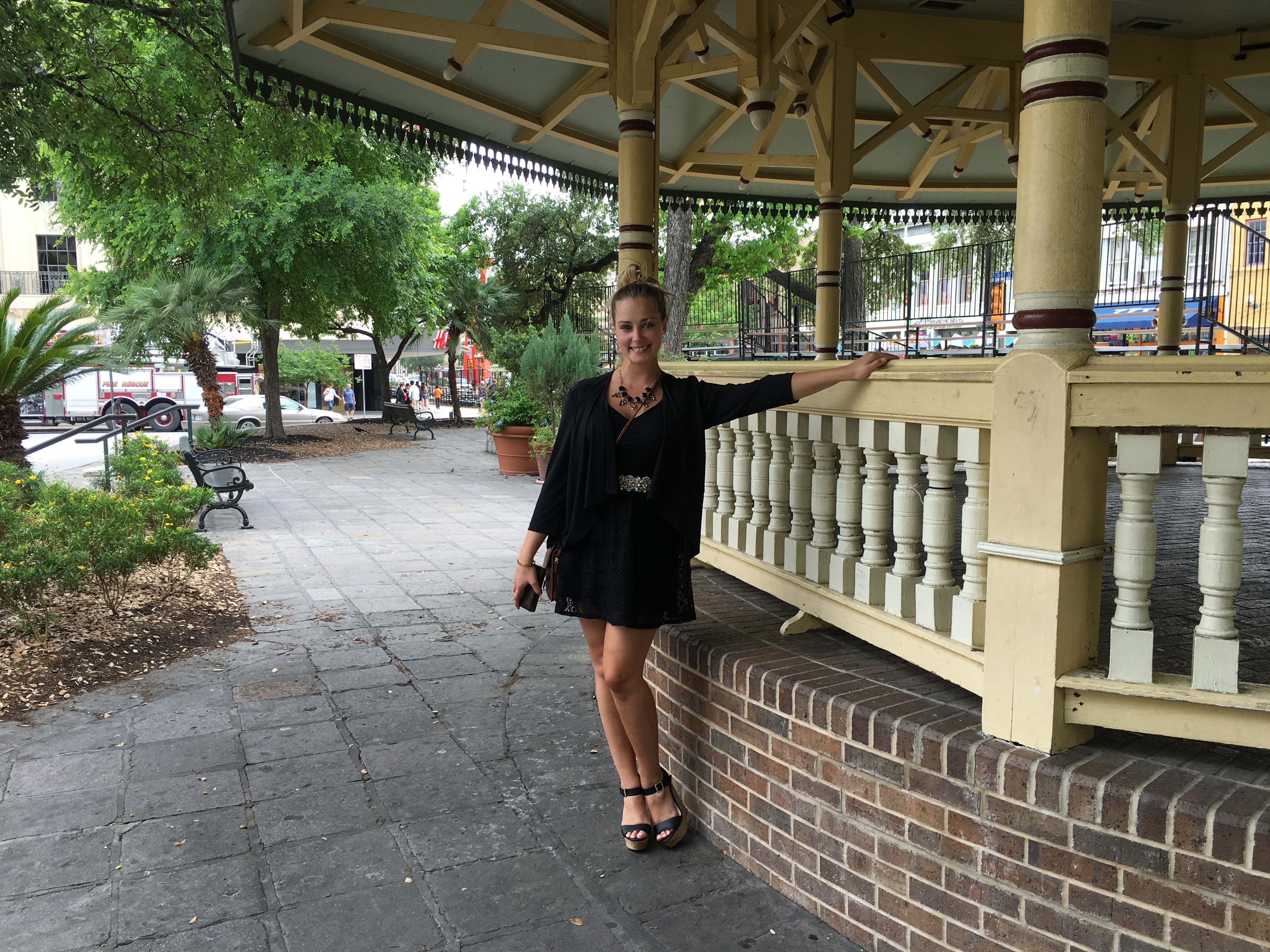 Experience San Antonio: Fiesta