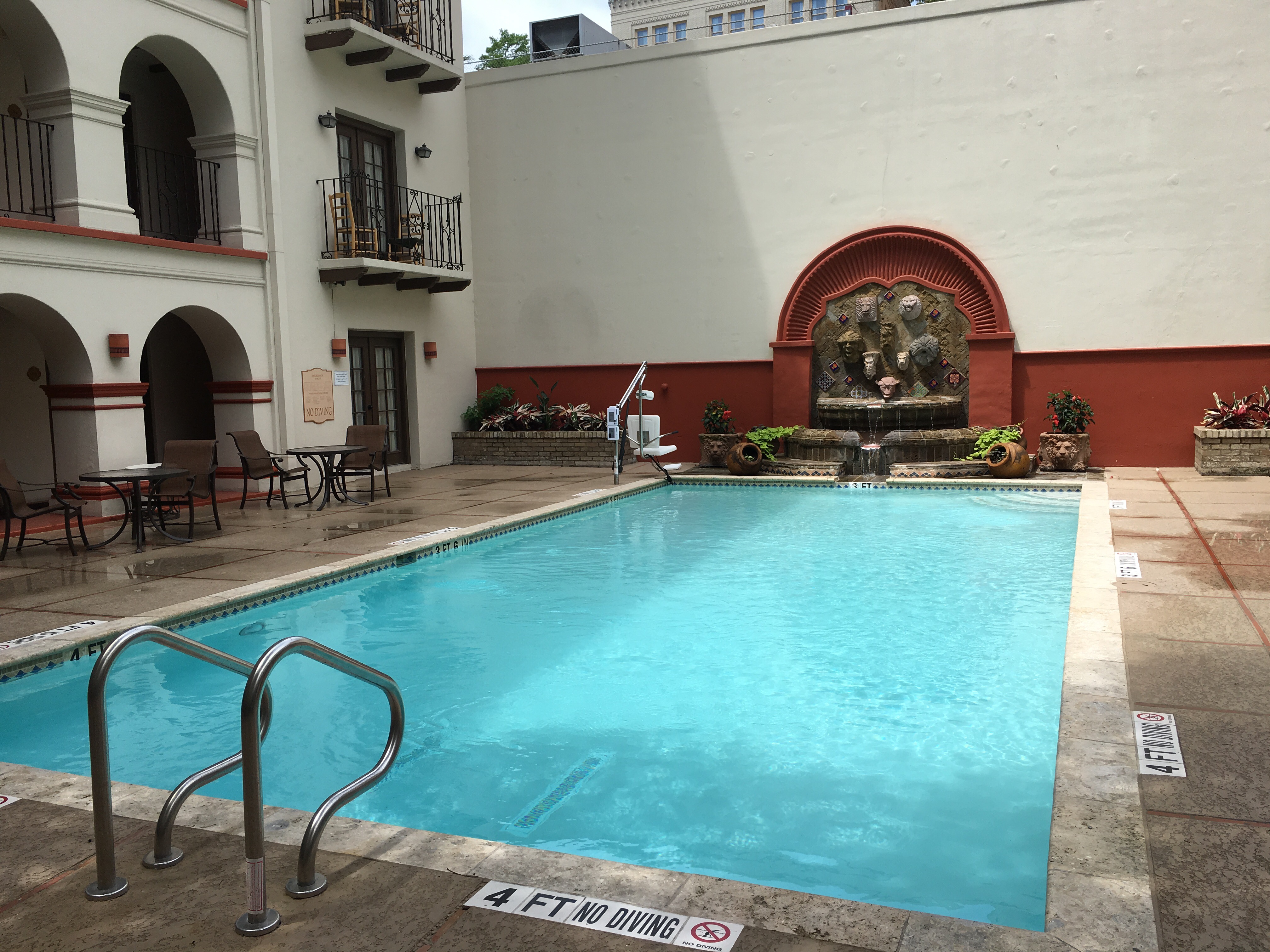 See San Antonio: La Mansion Del Rio Pool